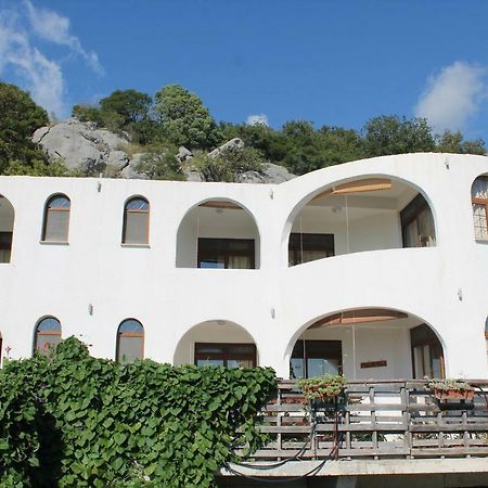 Pataki Guesthouse Petrovac Exterior photo