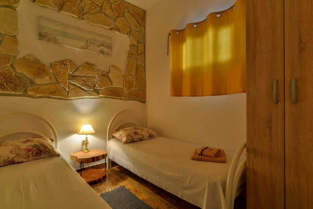 Pataki Guesthouse Petrovac Exterior photo