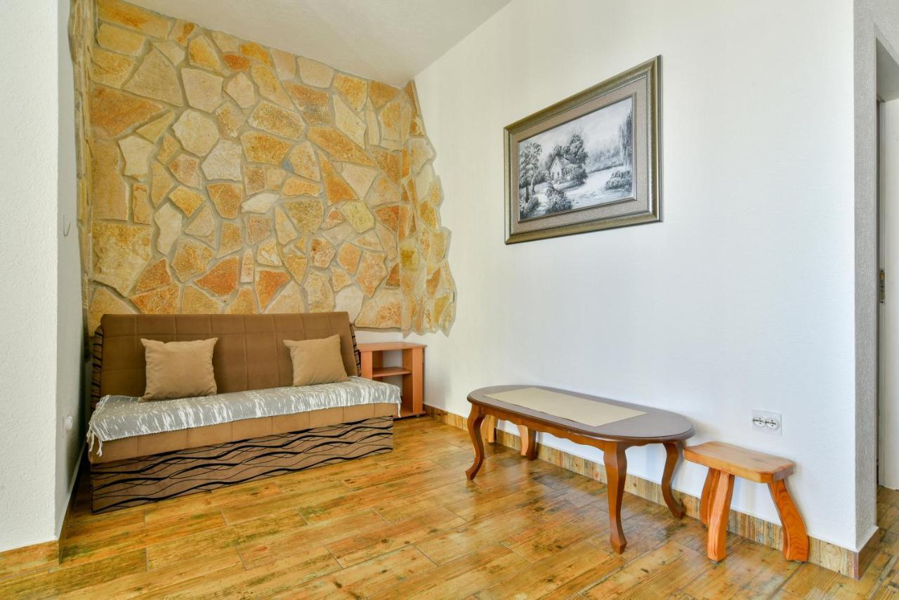 Pataki Guesthouse Petrovac Exterior photo